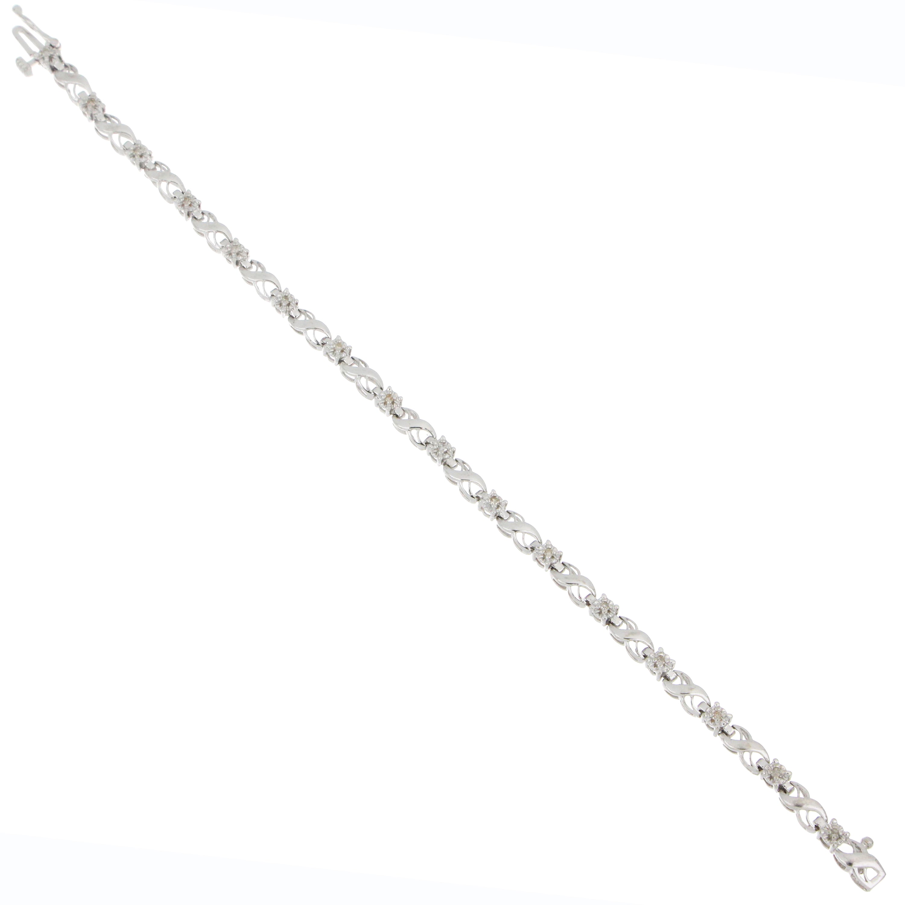 10K white gold diamond bracelet featuring 16 round full-cut stones, 0.40ct total weight.