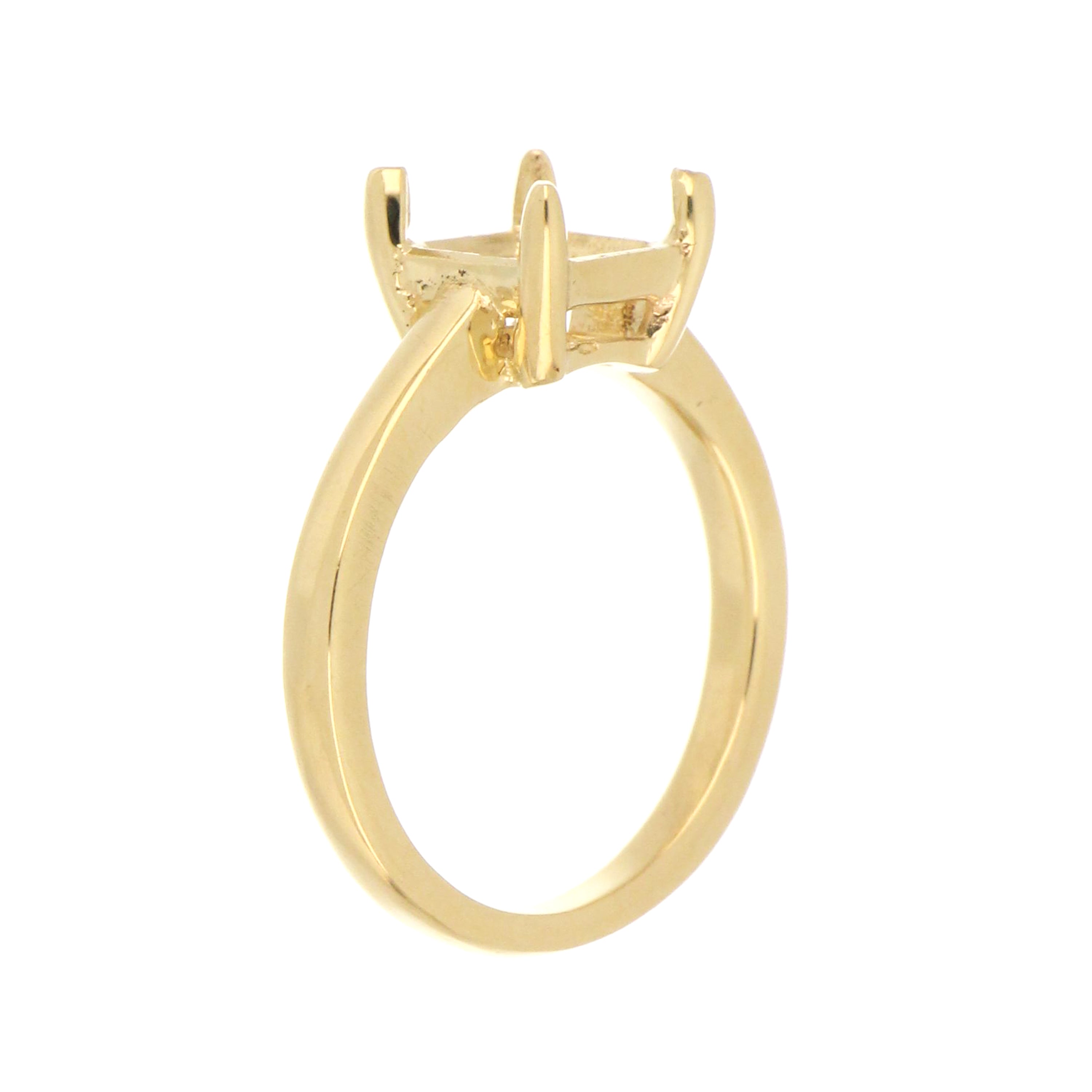 14kt yellow gold solitaire ring mounting for 8mm princess cut stone, 4-claw prong design.