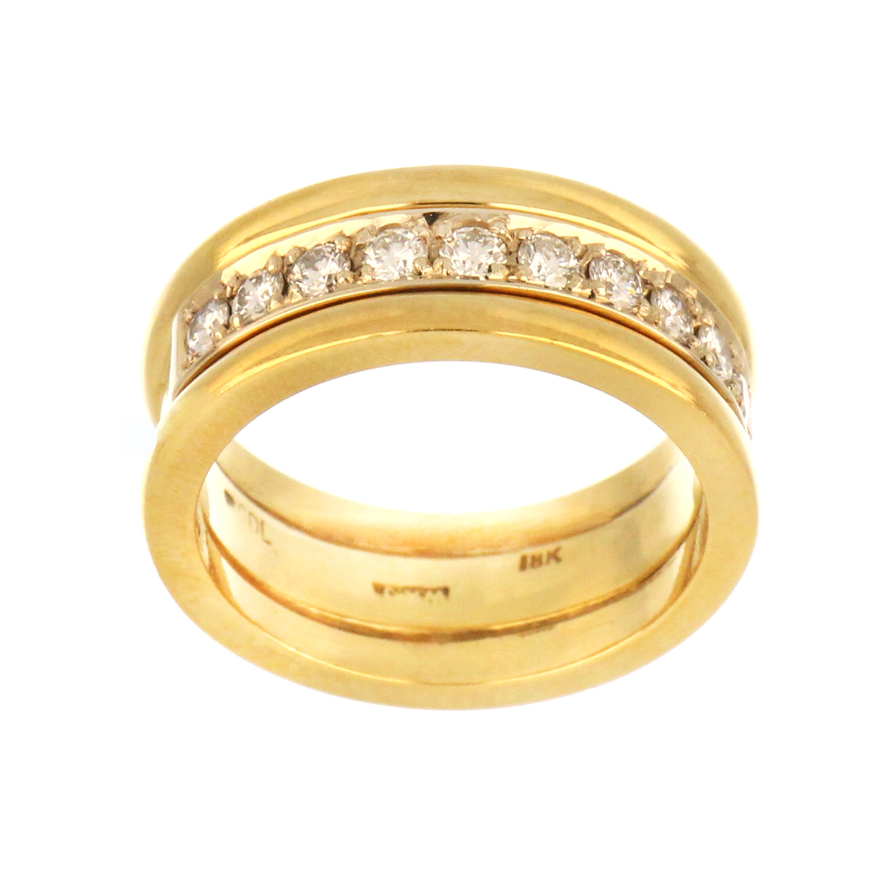18kt yellow gold diamond band close-up showing 10 round full-cut diamonds in claw settings, elegant shine