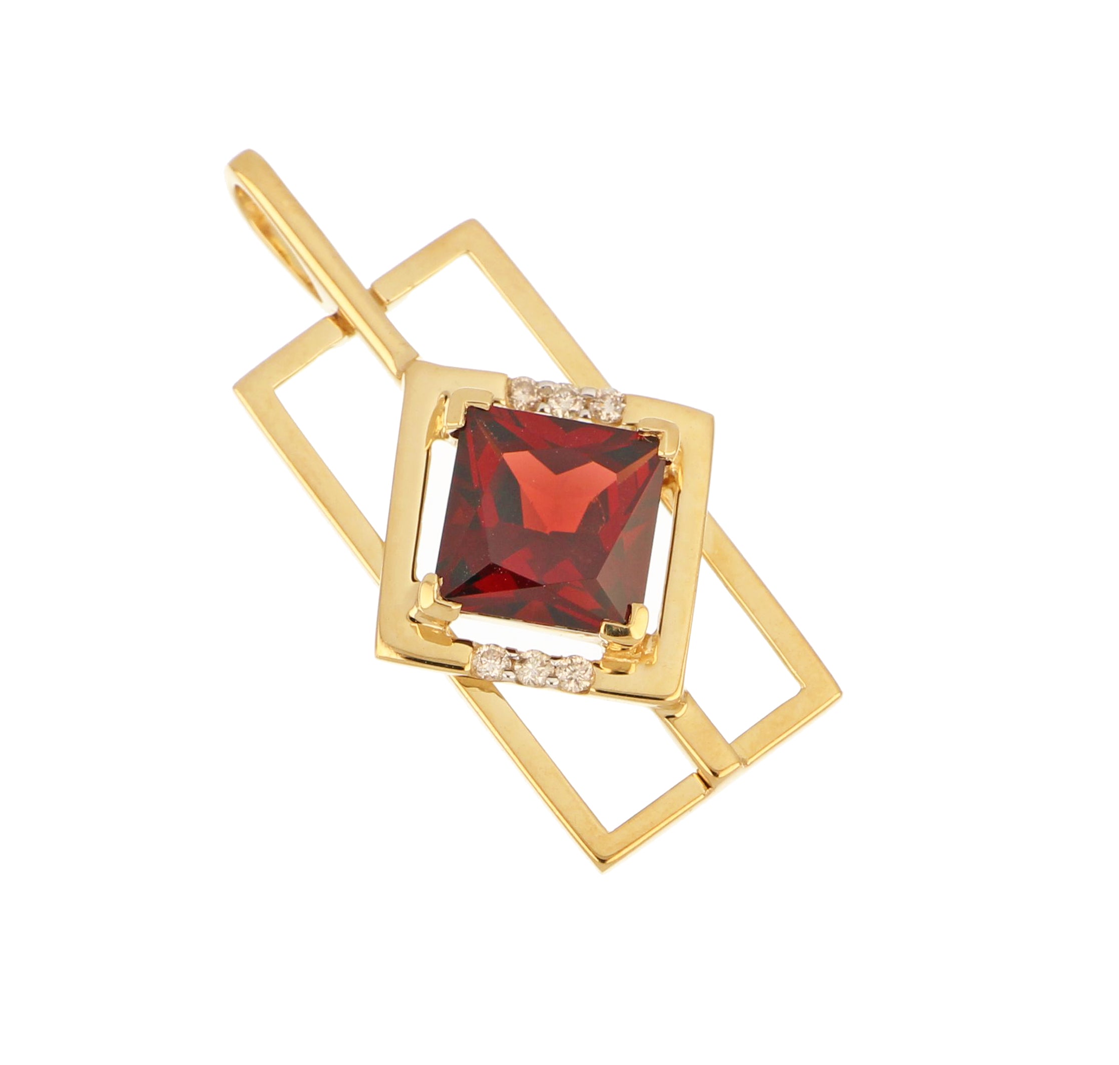 14kt Yellow Gold Garnet Pendant