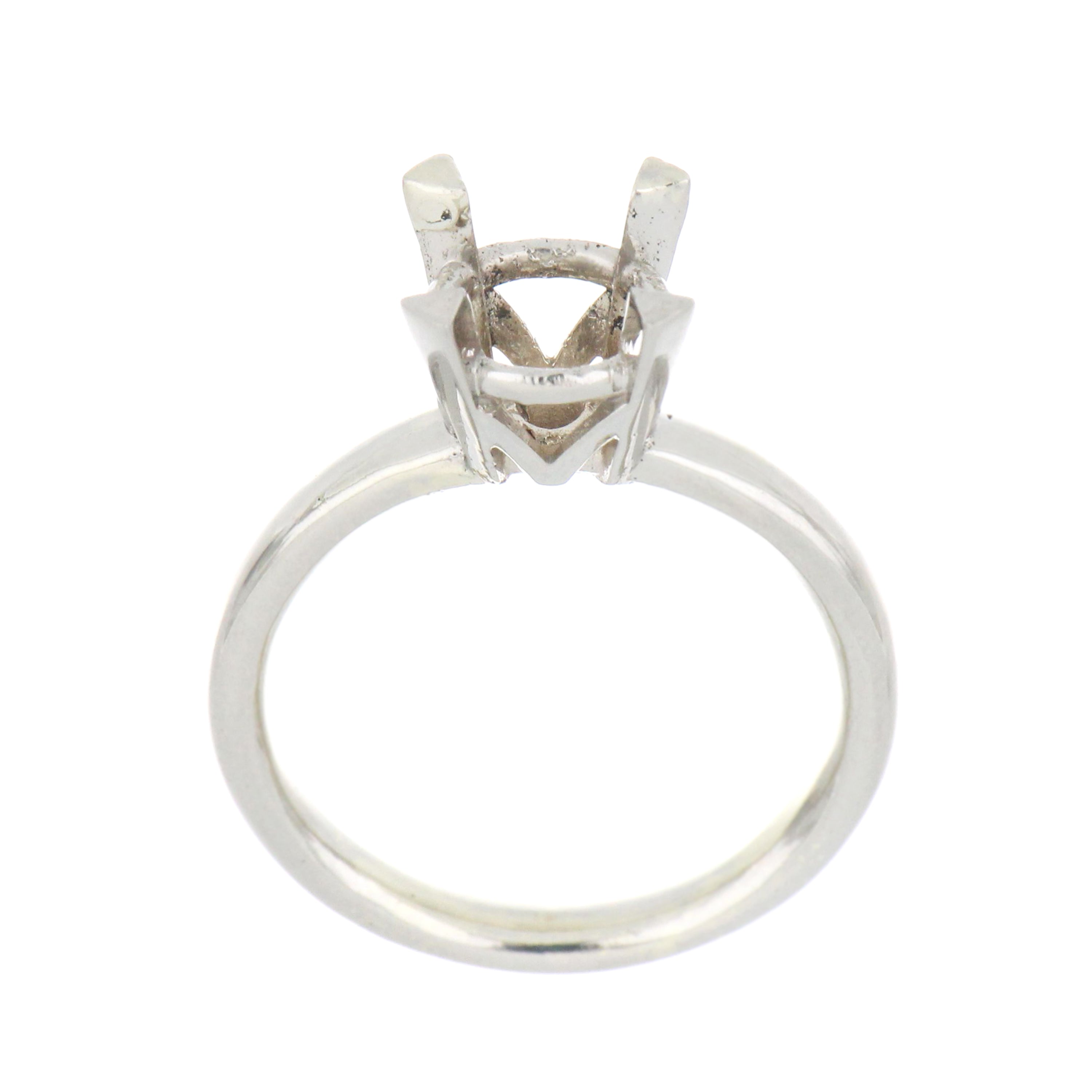 14kt white gold solitaire ring mounting in 4-claw setting viewed from top, polished finish, weight 3.98 grams
