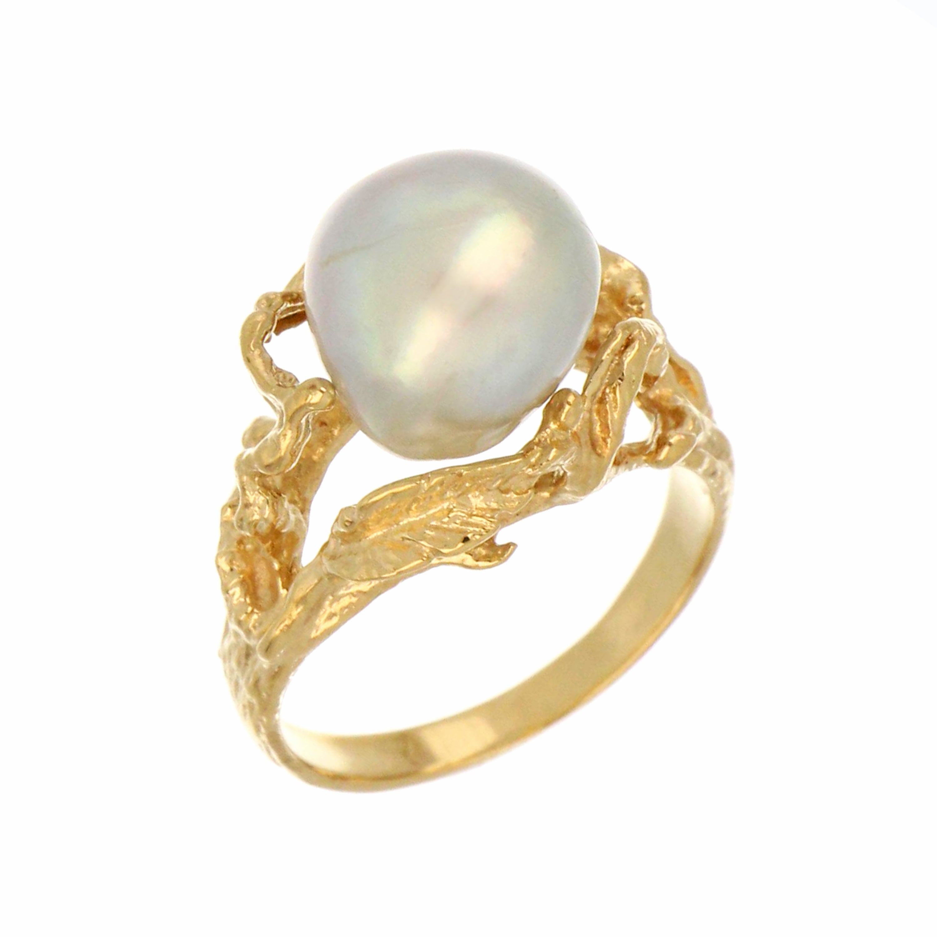 Side view of 14kt yellow gold ring with 10mm cultured pearl, highlighting elegant band curves and lustrous stone