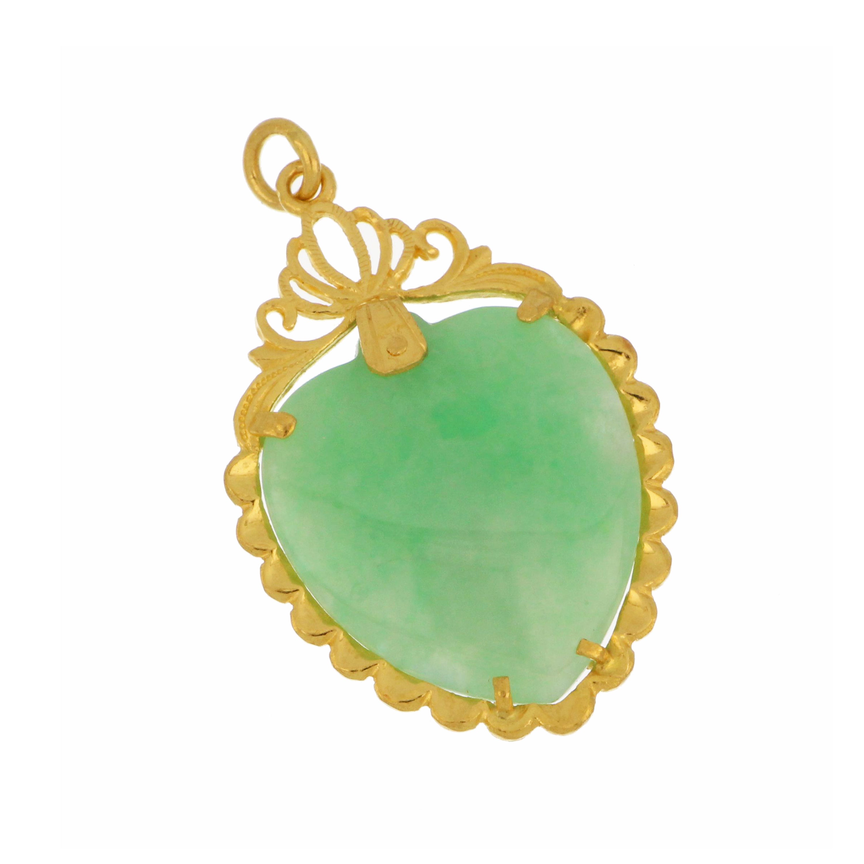 Front and side angle of 24kt yellow gold pendant featuring heart-shaped jadeite jade, total weight 9.44 grams