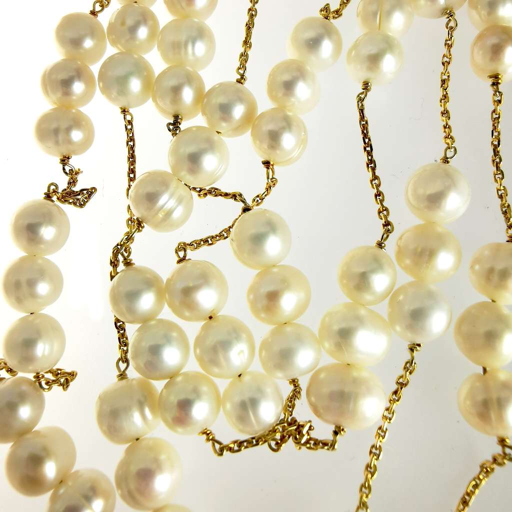 Long freshwater pearl necklace with 14kt yellow gold chain