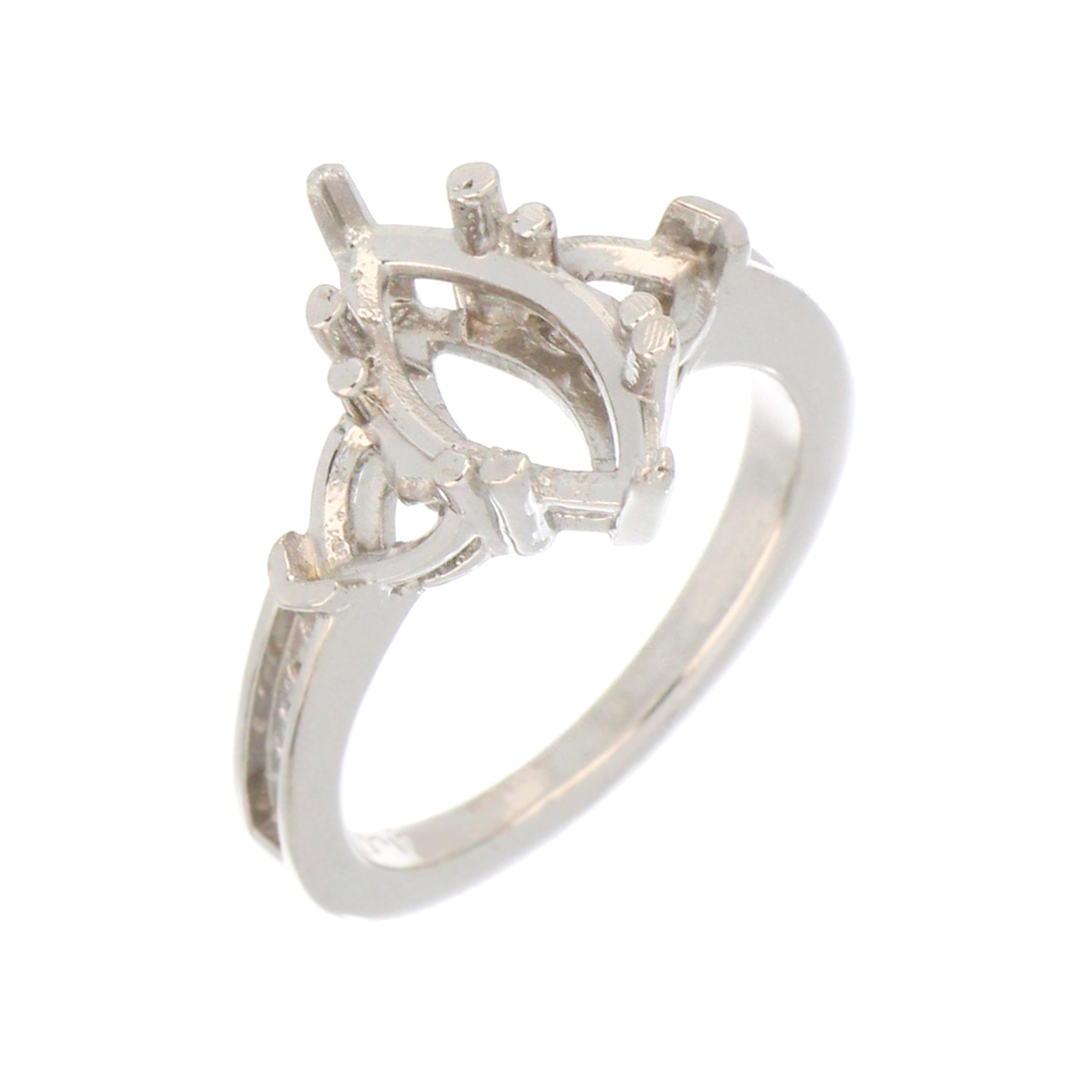 Side view of marquise and heart stone white gold ring mounting