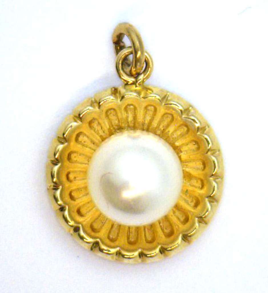 14kt yellow gold pendant featuring a 6mm white cultured pearl, close-up front angle, lightweight elegant design