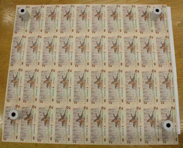 fullMatchVisibleUncut Sheet of 40 Banknotes, (CBN 4X10) $80 Face ValueUNCN/A