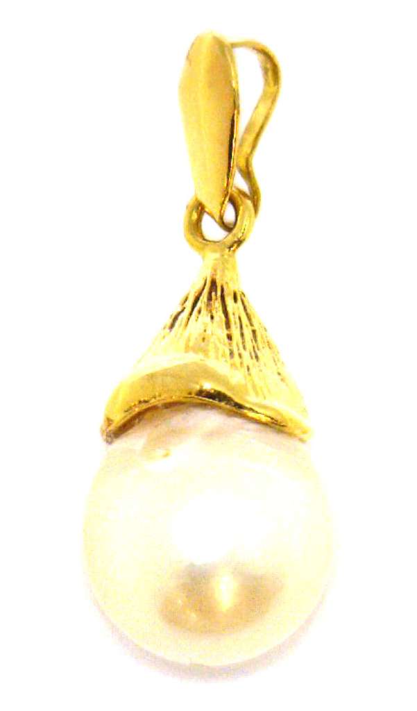18kt yellow gold pearl pendant
