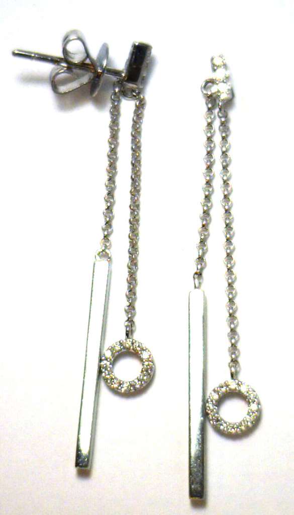 14kt white gold diamond earrings
