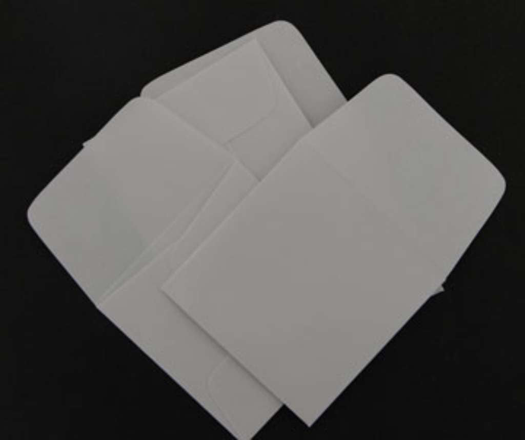 Kraft White 100 Paper Envelopes, 2x2