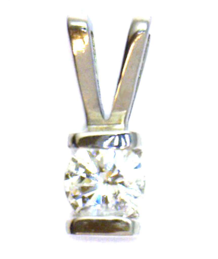 14kt white gold diamond pendant
