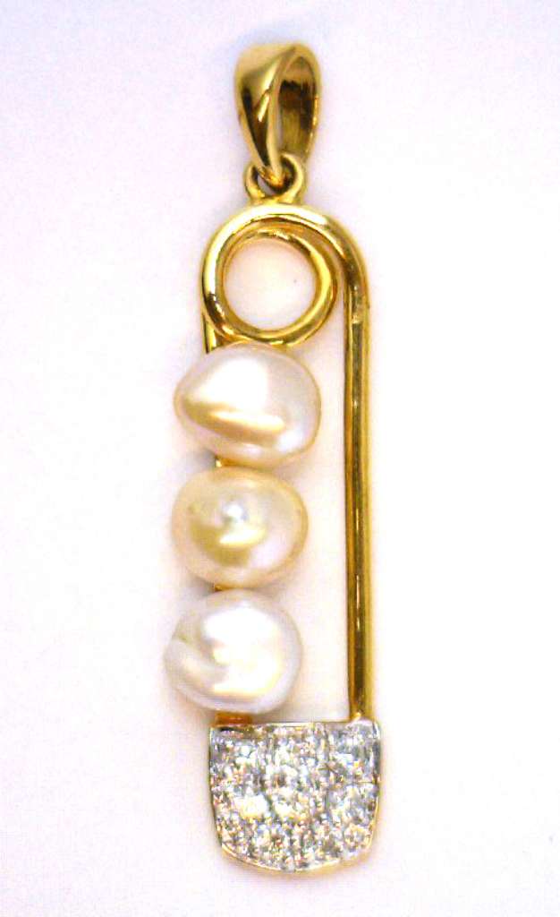 18kt yellow gold pearl pendant