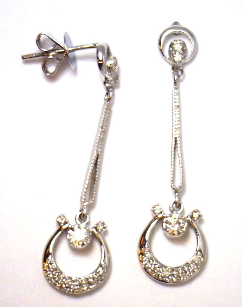 14kt white gold diamond earrings
