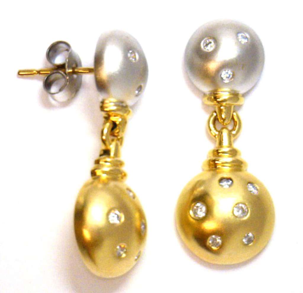 14kt yellow gold diamond earrings