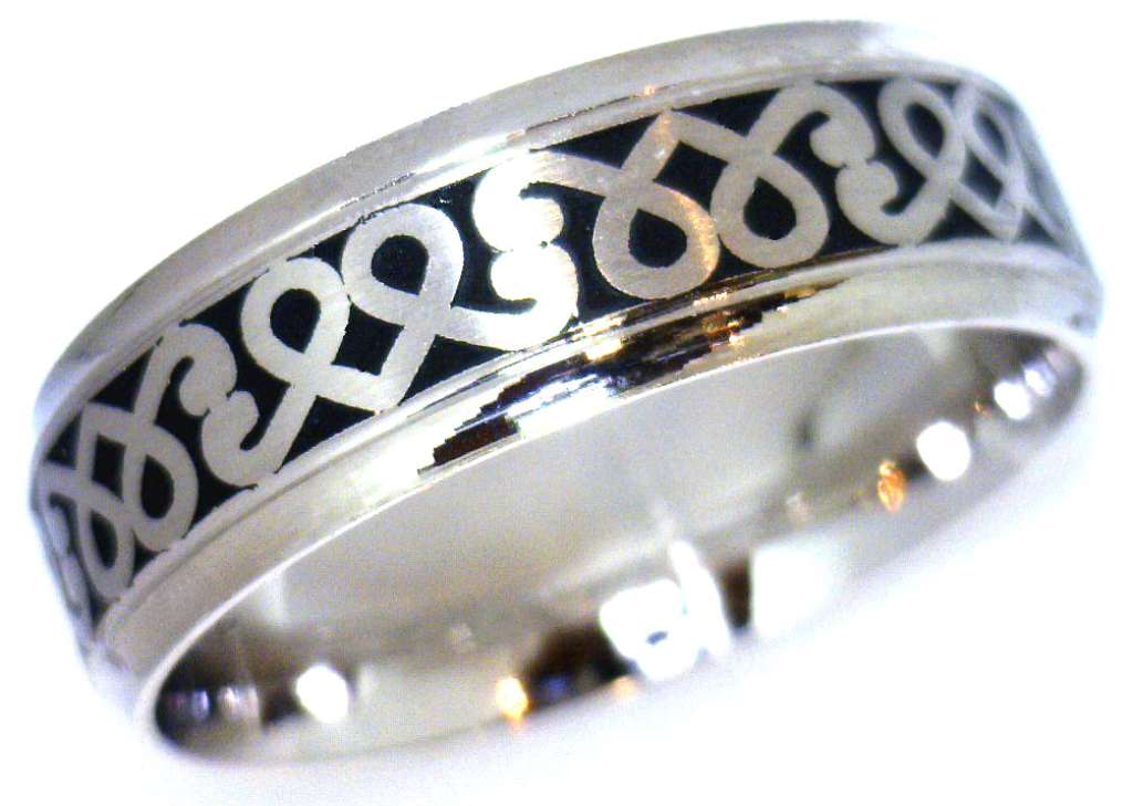 Malo wedding band CEL-009-7WG