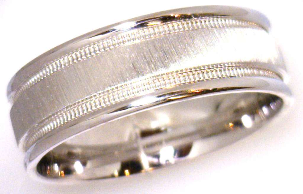 Malo wedding band J-139-7WG
