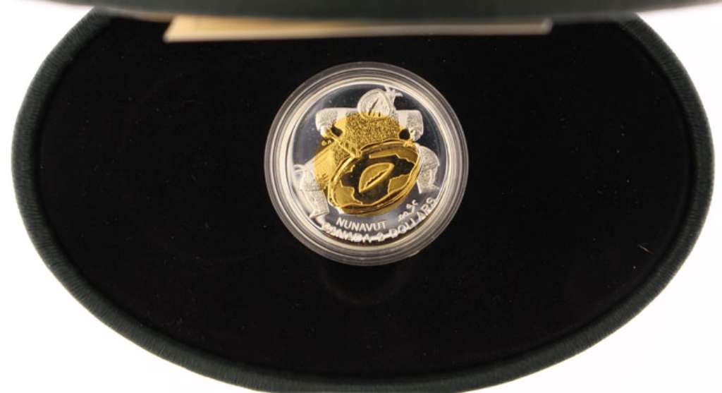 Canada Silver 1999 $2 Nunavut - Silver Ring