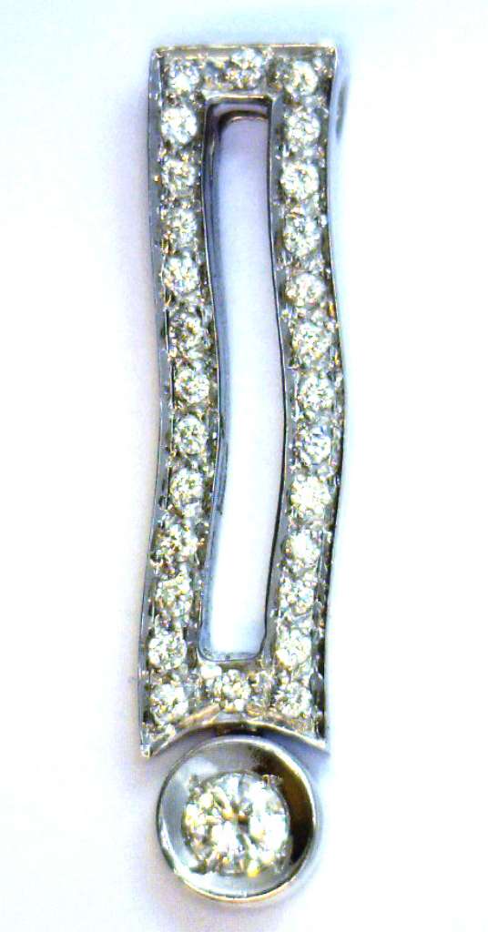 18kt white gold diamond pendant