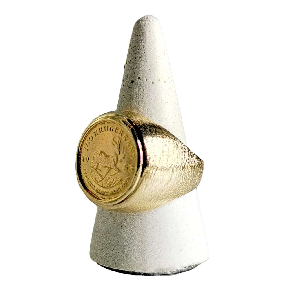 10kt yellow gold coin ring with plain brushed finish, angled side view highlighting smooth band