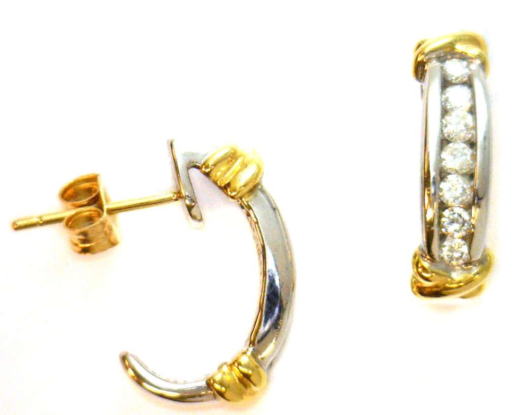 14kt white gold diamond earrings