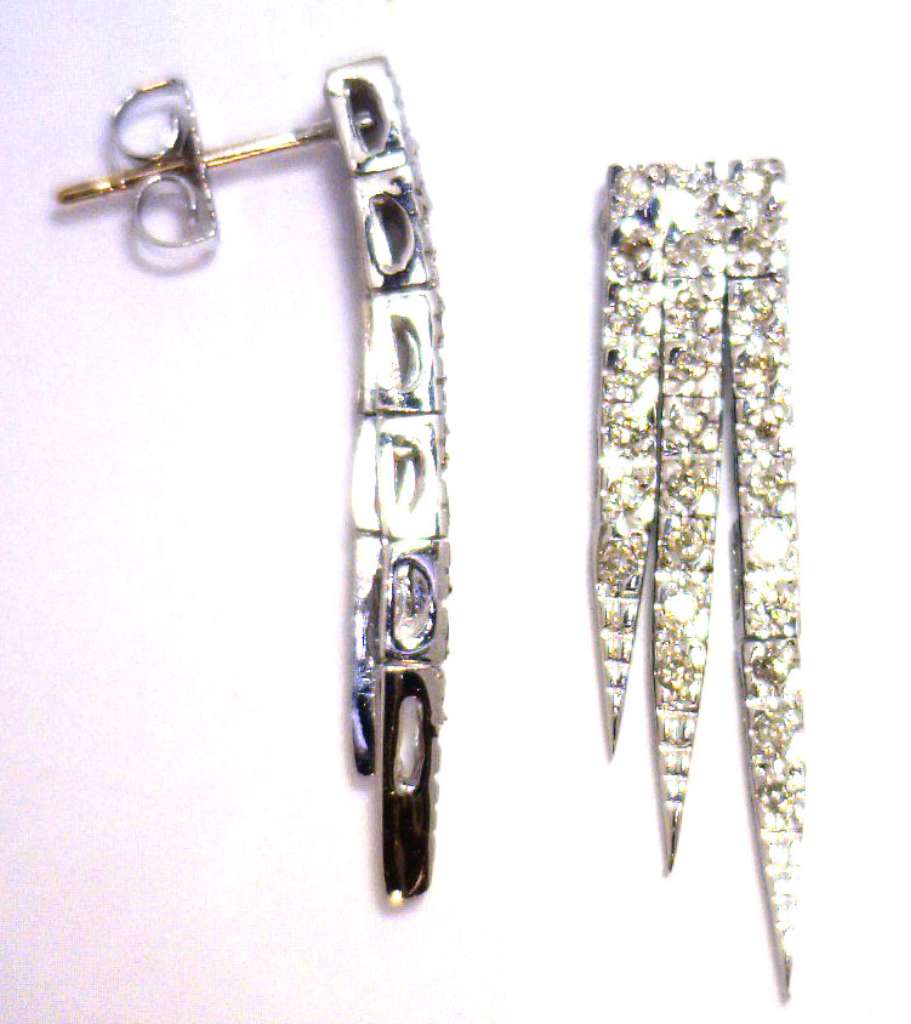 18kt white gold diamond earrings with 54 round full-cut diamonds, elegant design, front angle